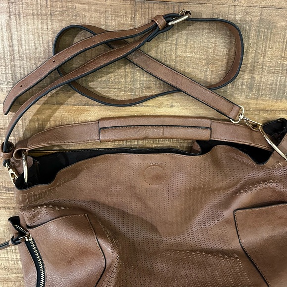 Chic Brown Faux Leather Hobo Shoulder Crossbody Bag W/Detachable Crossbody Strap - Picture 9 of 16